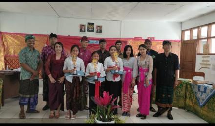 Bulan Bahasa Bali Pemerintah Desa Gitgit